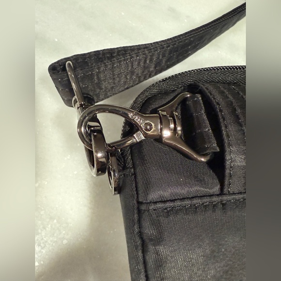 Lug Coupe 2 Black Quilted Crossbody Bag - Picture 3 of 7